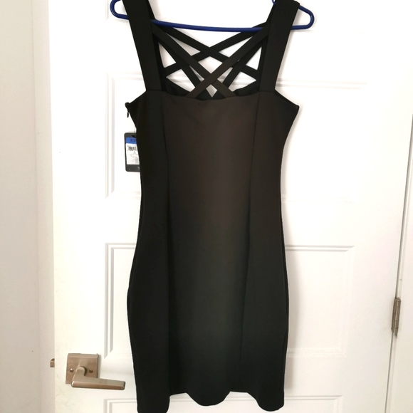 Sexy GUESS little black strappy dress - Picture 3 of 6